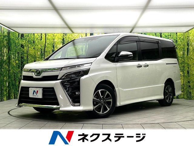 トヨタ ヴォクシー 