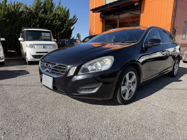 ボルボ V60 