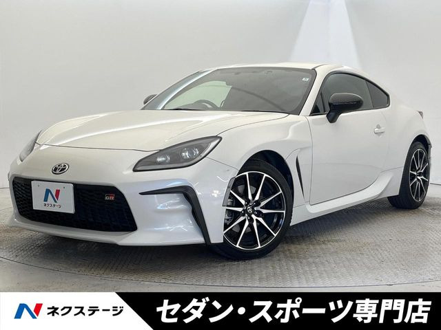 トヨタ GR86 