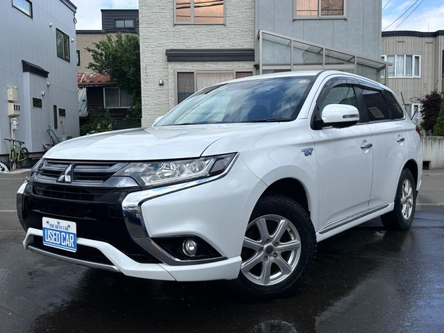 三菱 アウトランダーPHEV 