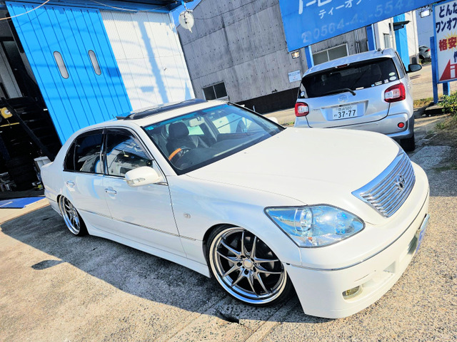 トヨタ セルシオ 