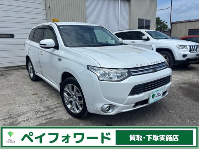 三菱 アウトランダーPHEV 