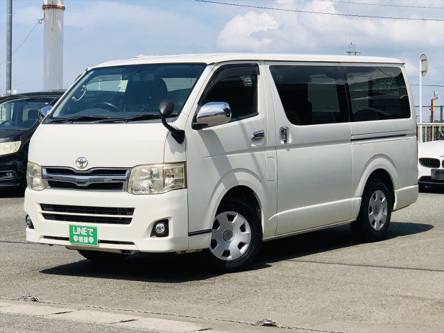 トヨタ レジアスエース 