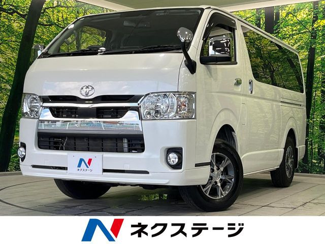 トヨタ ハイエースバン 