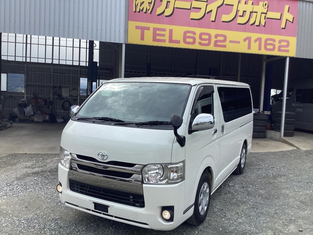 トヨタ ハイエースバン 
