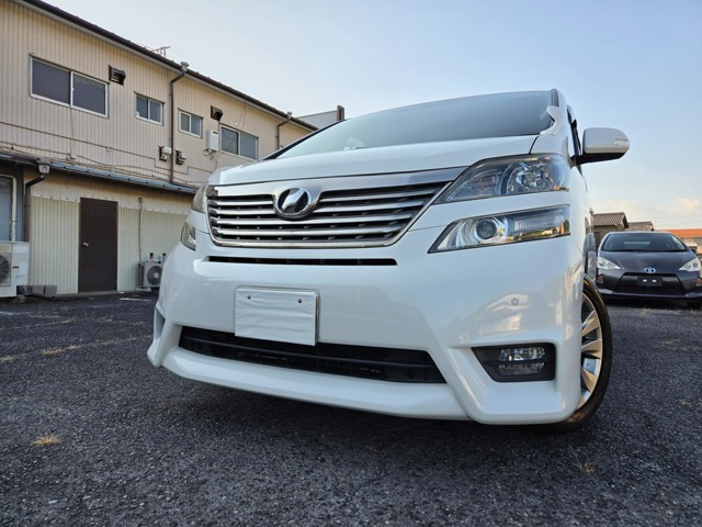 トヨタ ヴェルファイア 