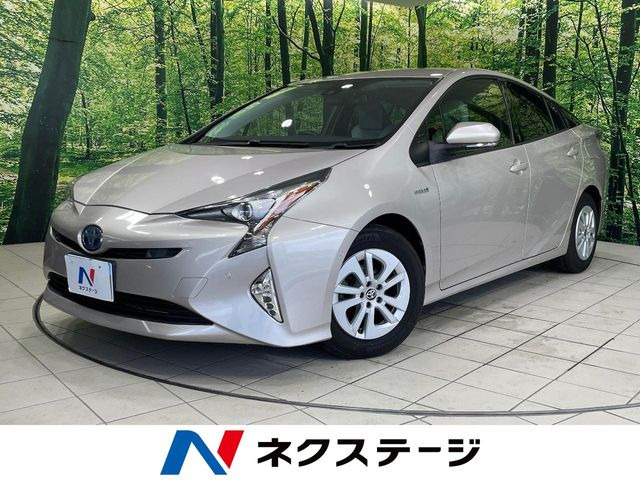 トヨタ プリウス 