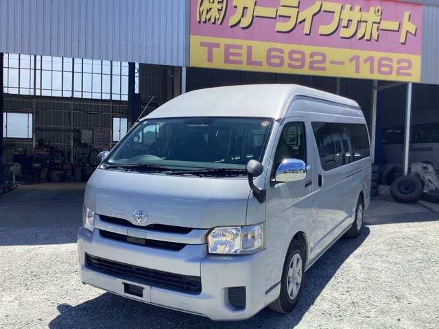 トヨタ ハイエースバン 
