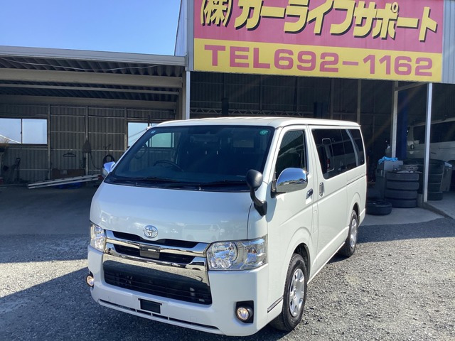 トヨタ レジアスエース 
