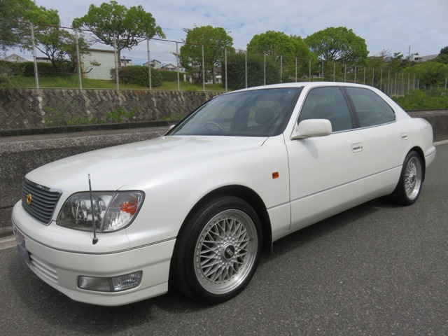 トヨタ セルシオ 
