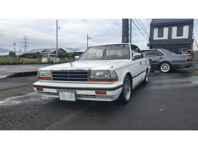 日産 グロリア 