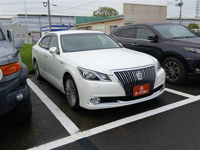 トヨタ クラウンマジェスタ 