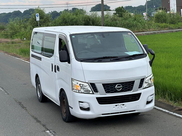 日産 NV350キャラバン 