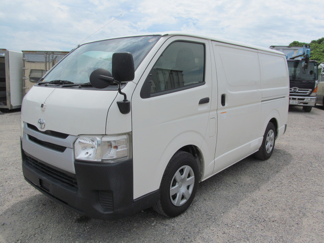 トヨタ ハイエース 