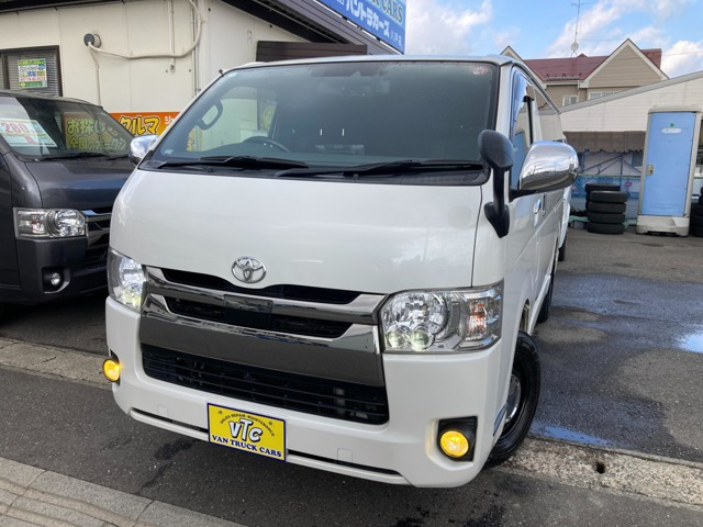 トヨタ ハイエースバン 