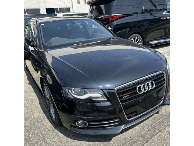 アウディ A4アバント 
