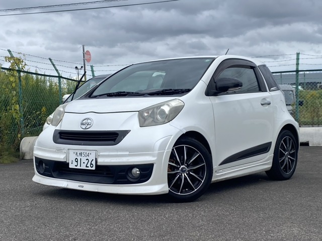 トヨタ iQ 