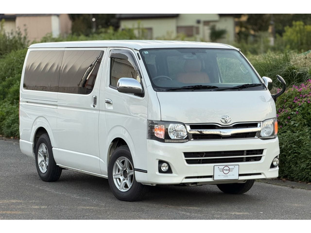 トヨタ ハイエースバン 