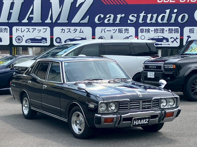 日産 セドリックセダン 