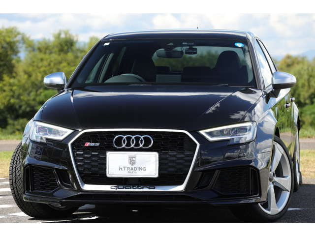 アウディ RS3スポーツバック 