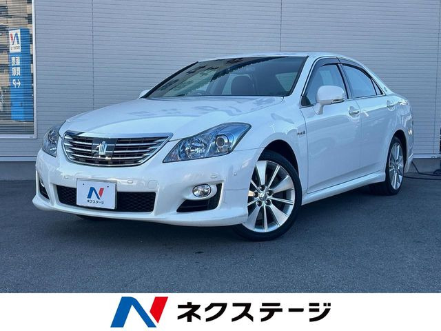 トヨタ クラウンハイブリッド 
