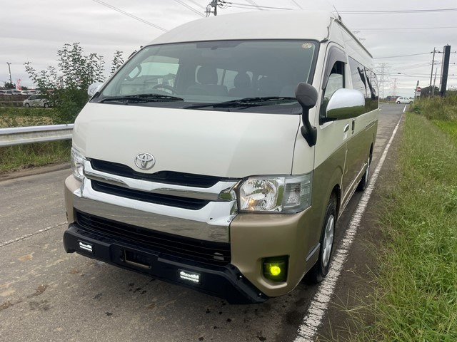トヨタ ハイエース 