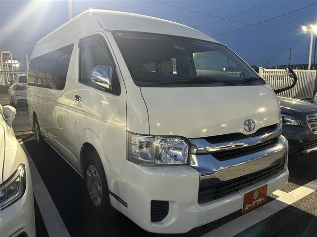 トヨタ ハイエース 