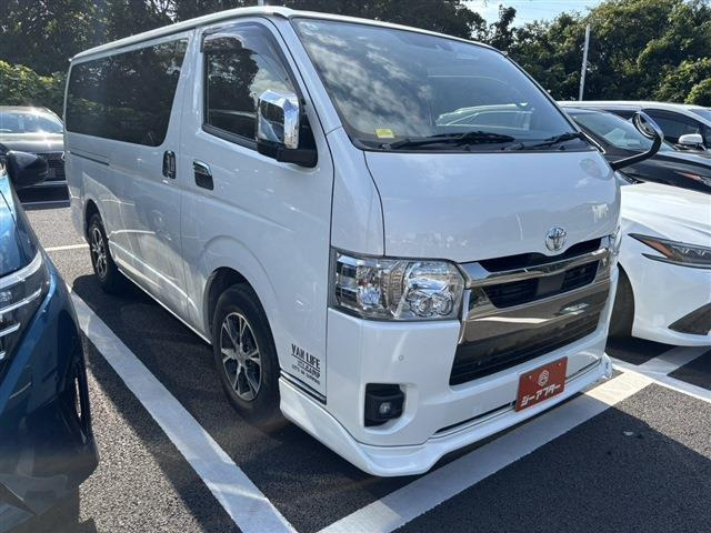 トヨタ ハイエースバン 