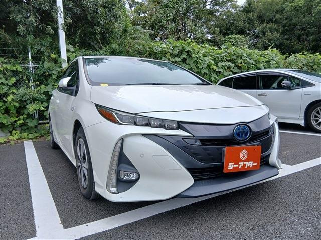 トヨタ プリウスPHV 