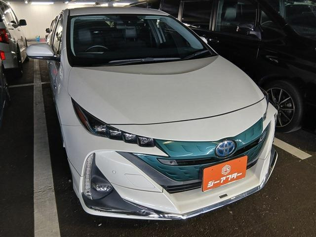 トヨタ プリウスPHV 