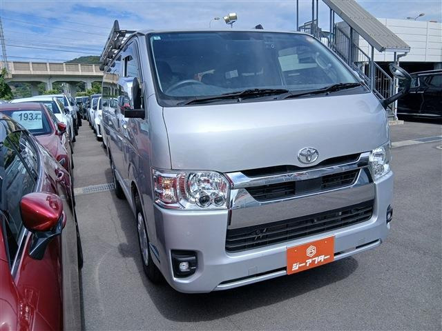トヨタ ハイエースバン 