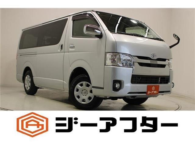 トヨタ ハイエースバン 