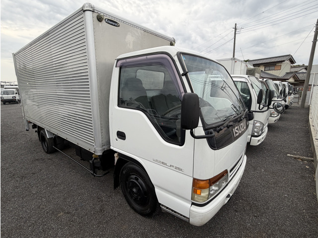 いすゞ エルフ 