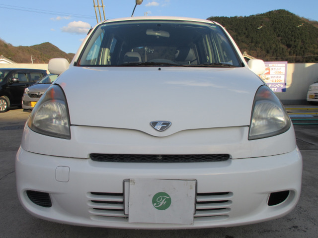 トヨタ ファンカーゴ 