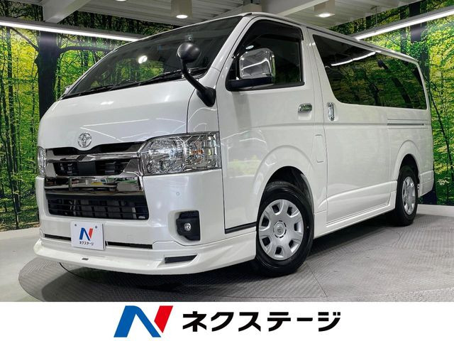 トヨタ ハイエースバン 