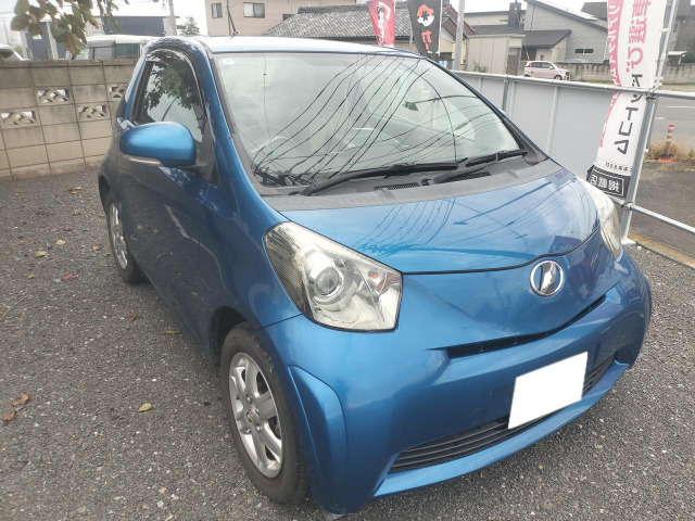 トヨタ iQ 