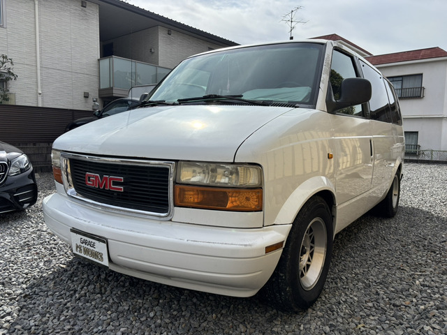 GMC サファリ 