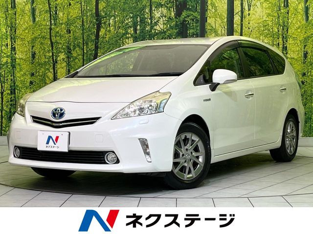 トヨタ プリウスα 