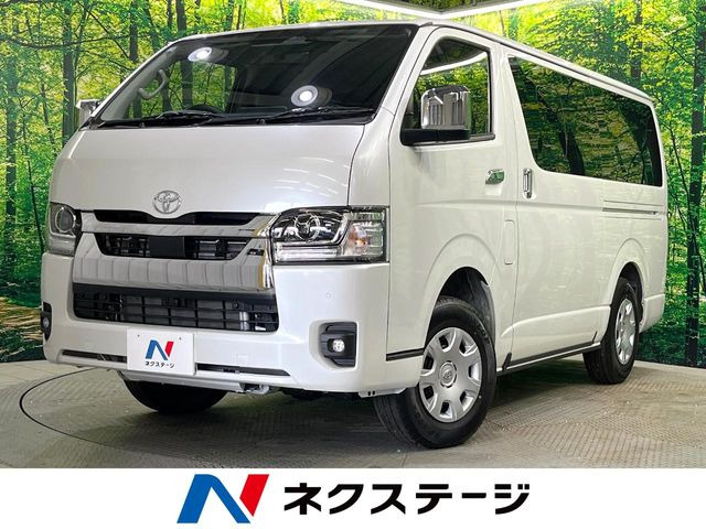 トヨタ ハイエースバン 