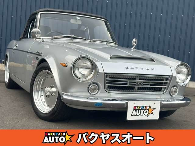 支払総額6,080,000円】中古車 日産 ダットサンフェアレディ SR311 SOLEXキャブレター 5速マニュアル 社外タコ足マフラー :  30638-261 : 厳選中古車ショッピング - 通販 - Yahoo!ショッピング